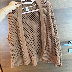 Abercrombie & Fitch Open Knit Sleeveless Cardigan in Brown